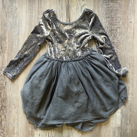Cat & Jack Other - Silver Girls 5t dress from Target
